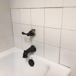 The Benefits of Re-Caulking Bathroom Tile